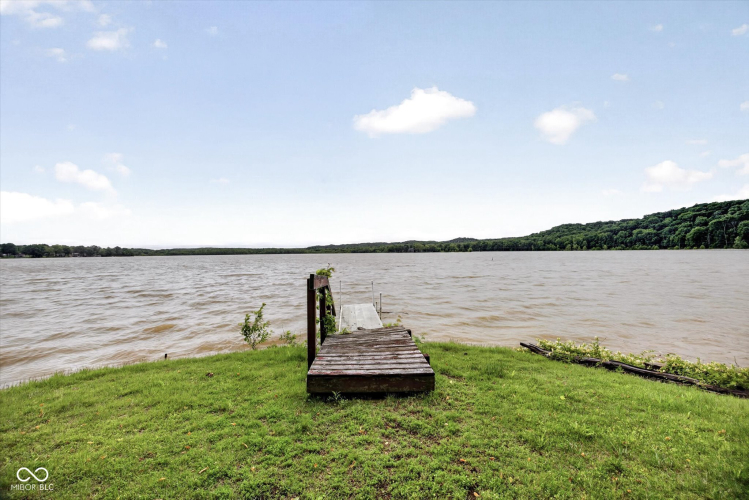 Listing Image 52