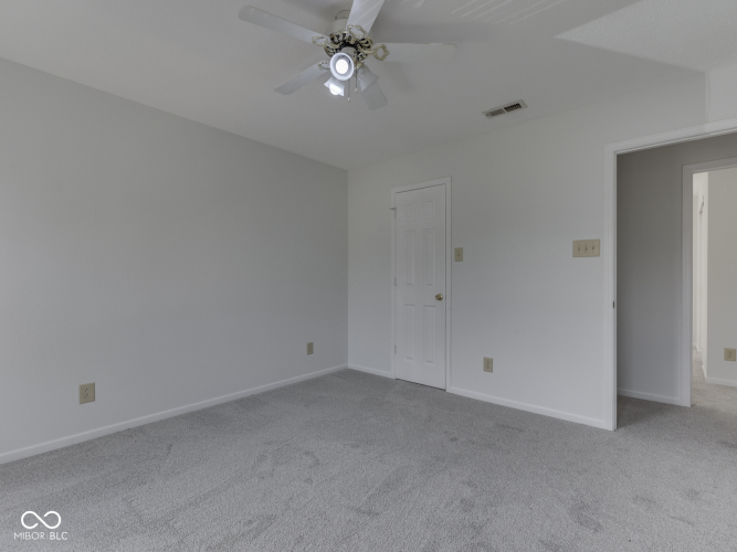 Listing Image 49