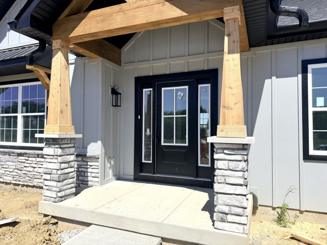 Listing Image 11