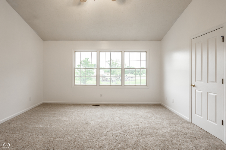Listing Image 24