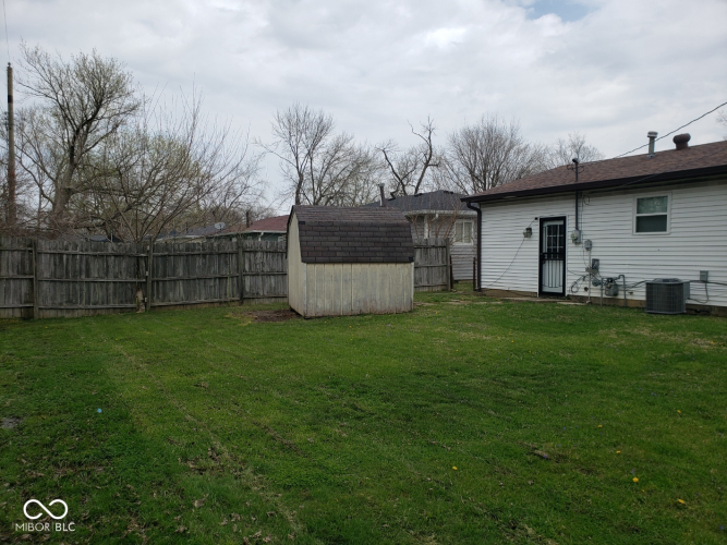 Listing Image 6