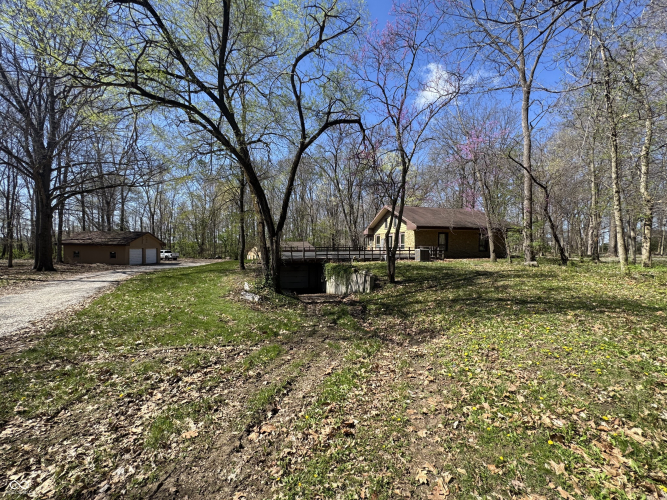 Listing Image 3