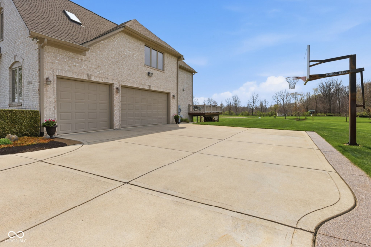 Listing Image 39