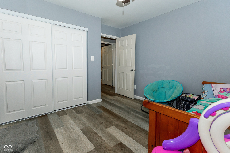Listing Image 33