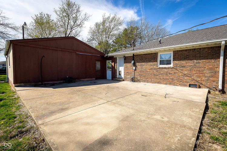 Listing Image 52