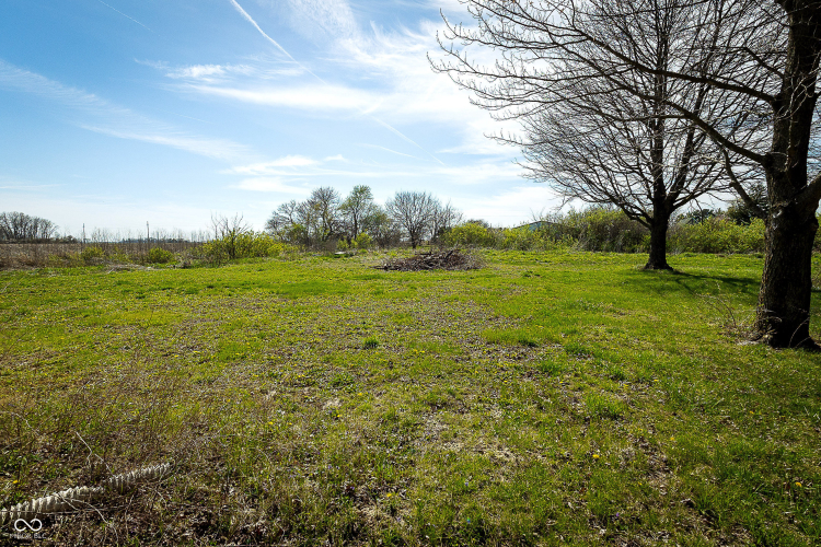 Listing Image 56