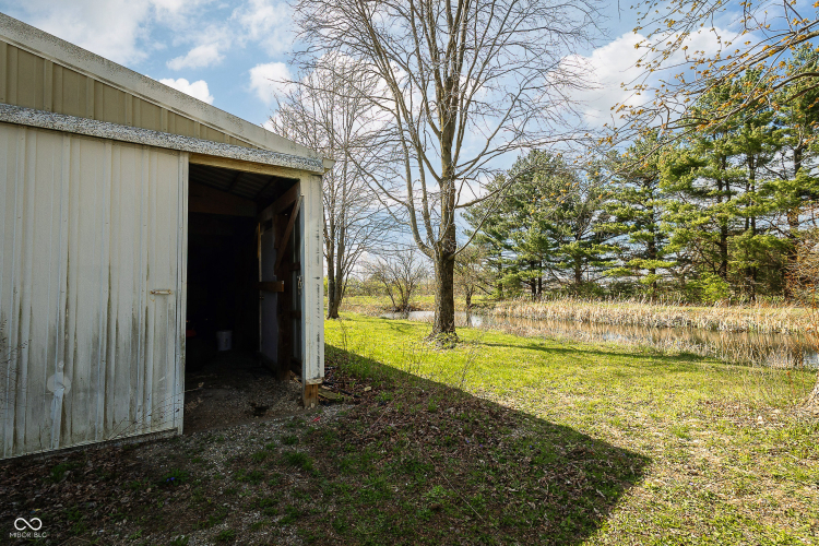 Listing Image 63