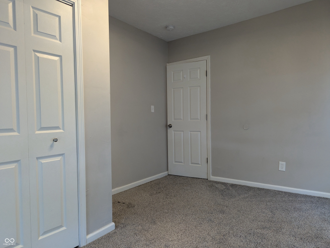 Listing Image 28