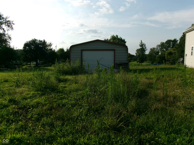 Listing Image 3