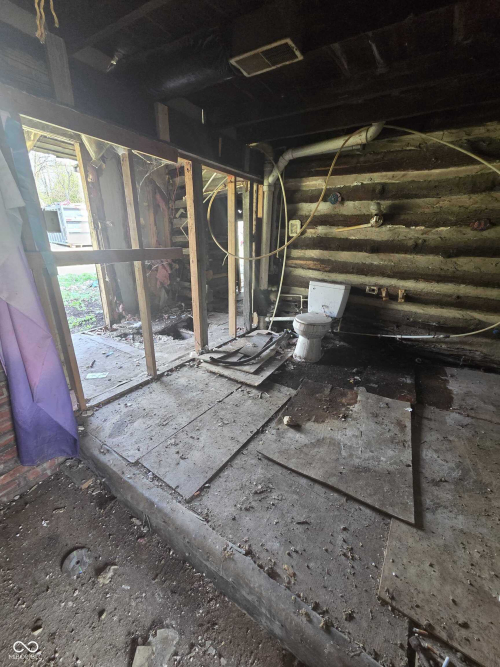 Listing Image 16