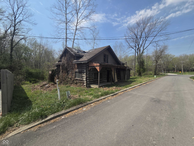 Listing Image 3