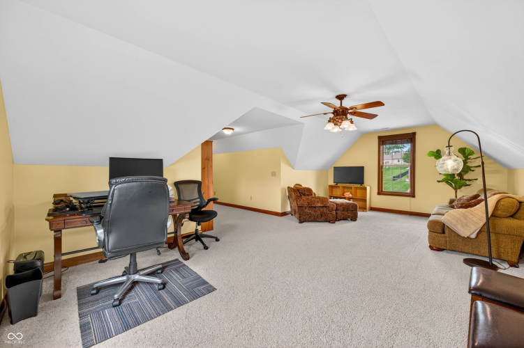 Listing Image 50
