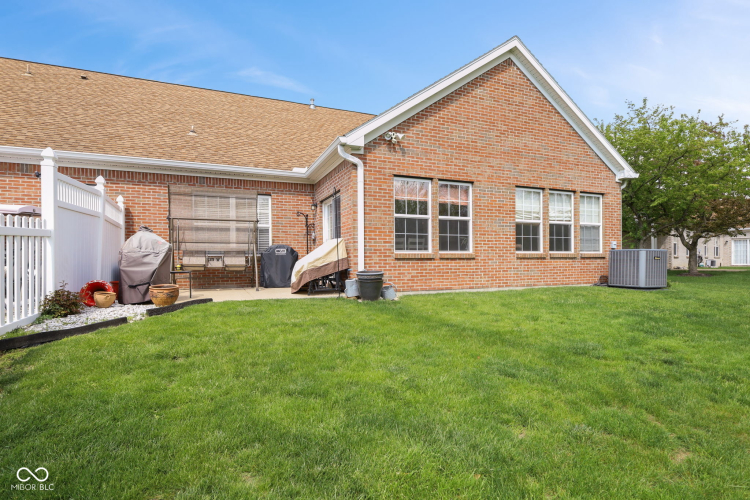 Listing Image 37