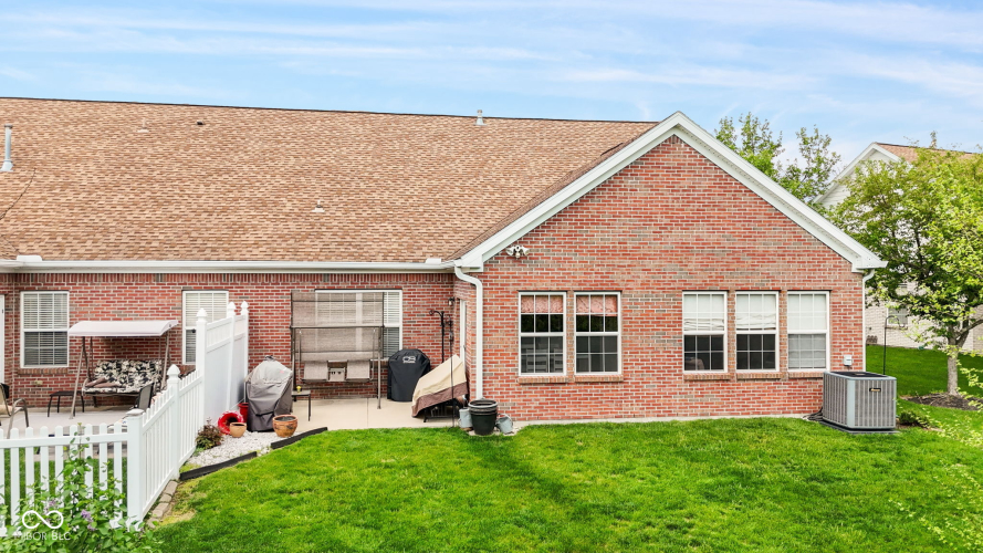 Listing Image 38