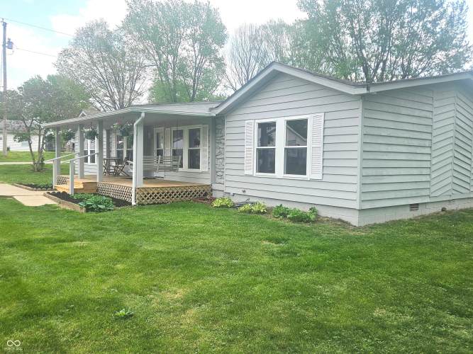 Listing Image 6