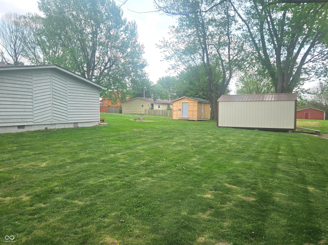 Listing Image 10