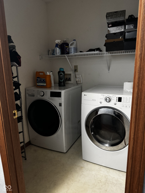 Listing Image 16