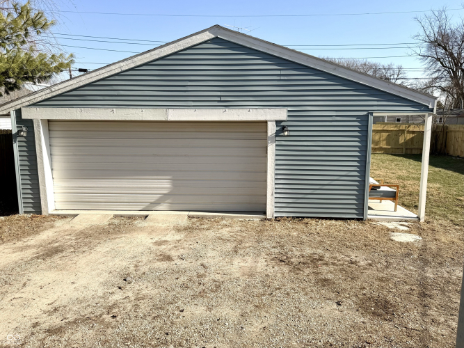 Listing Image 44