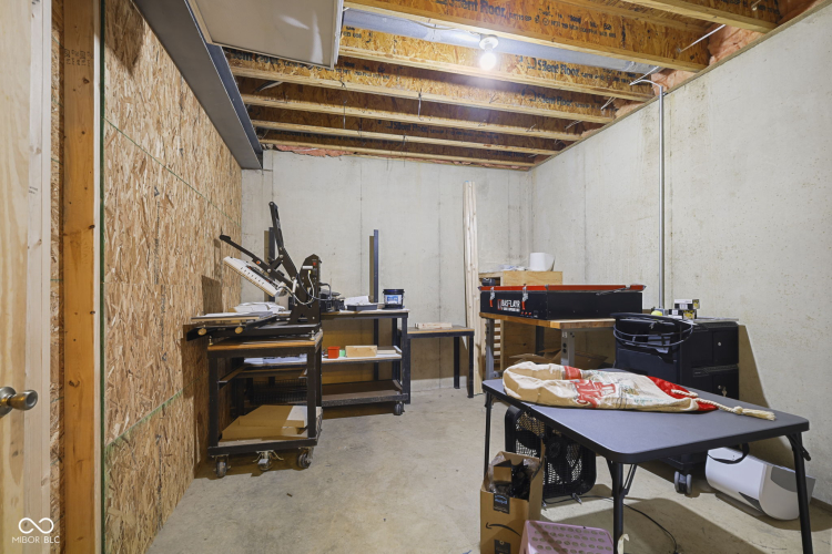 Listing Image 47