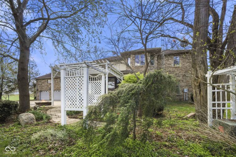 Listing Image 53