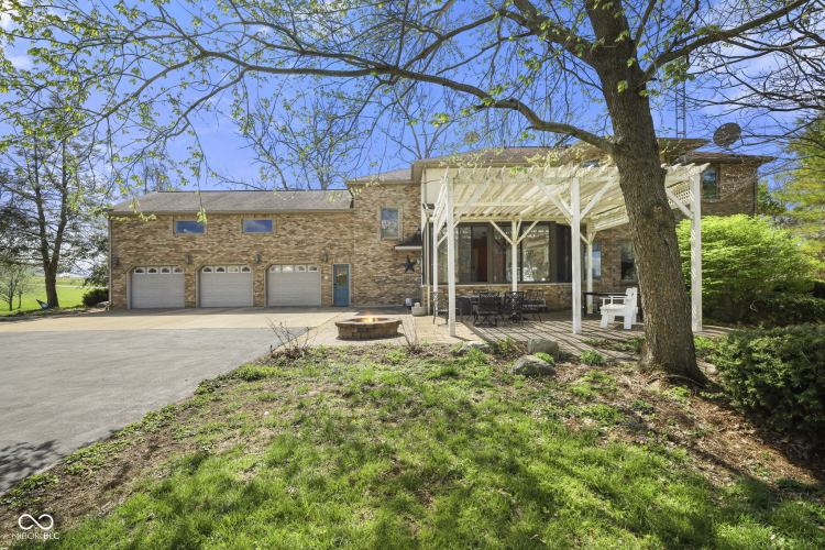 Listing Image 54