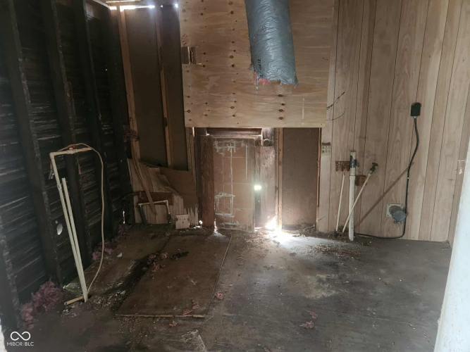 Listing Image 8