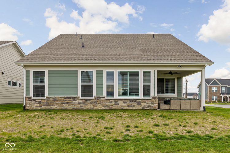 Listing Image 33