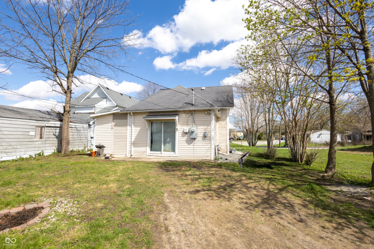 Listing Image 14