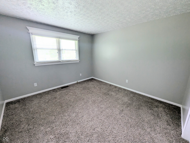 Listing Image 26