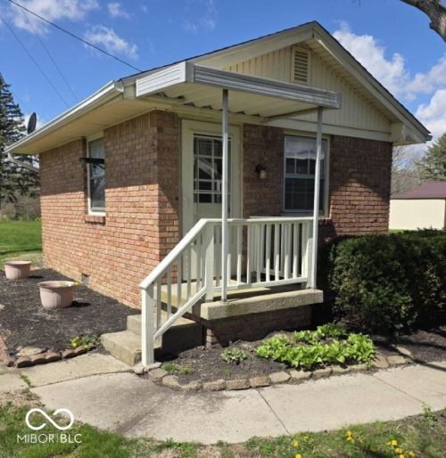 Listing Image 3