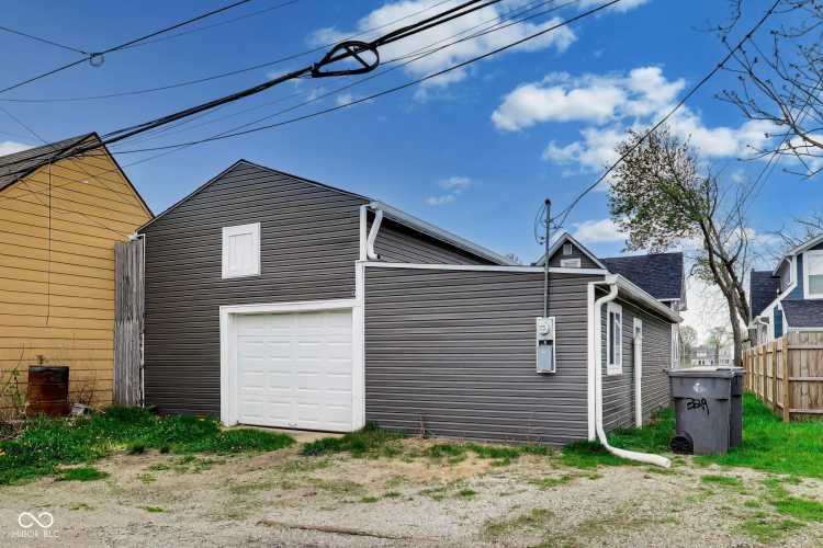 Listing Image 41