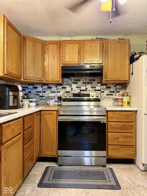 Listing Image 17