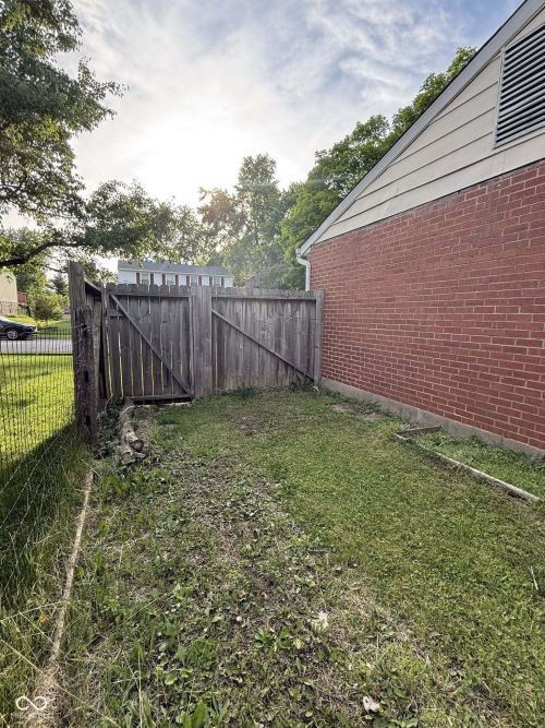 Listing Image 50