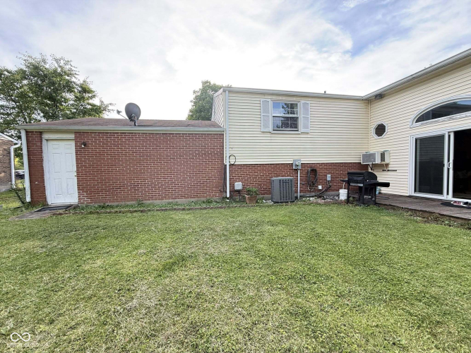 Listing Image 55