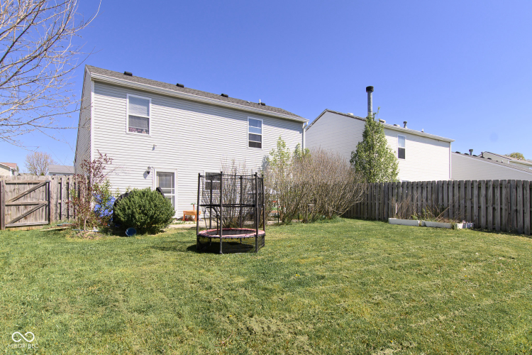 Listing Image 18