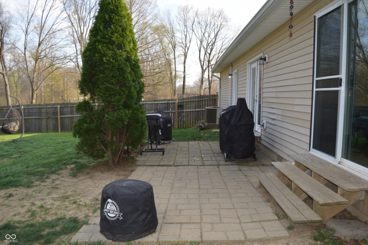 Listing Image 7