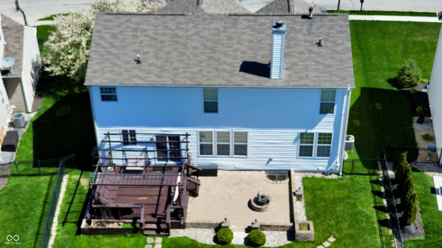 Listing Image 4