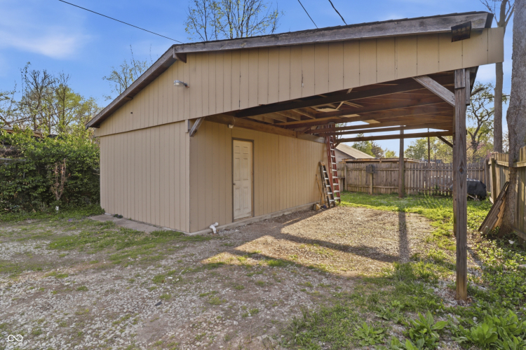 Listing Image 20