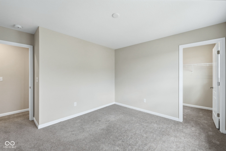 Listing Image 30