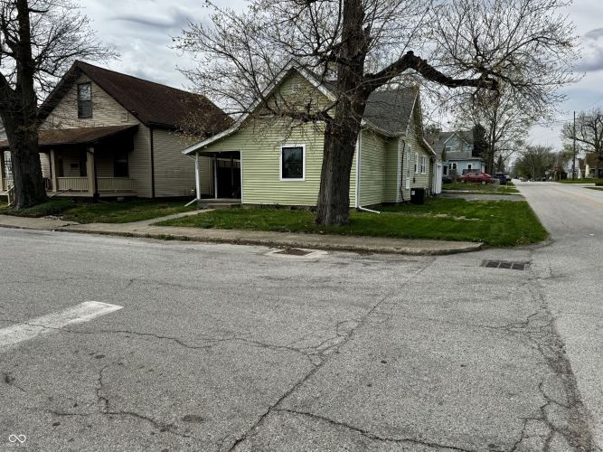 Listing Image 24