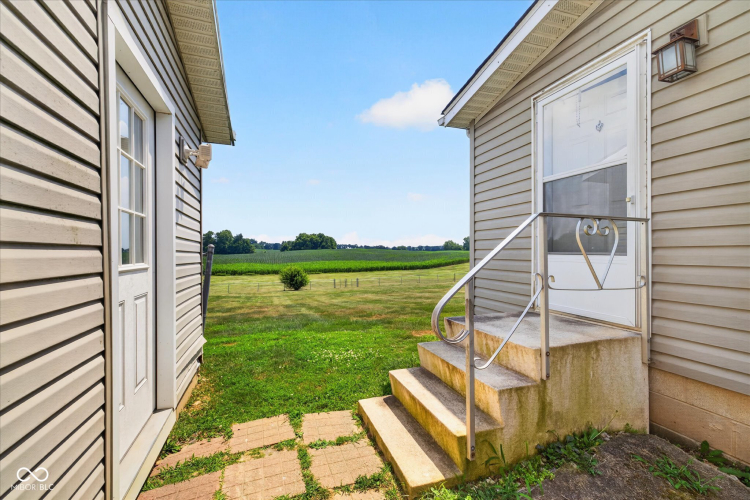 Listing Image 33