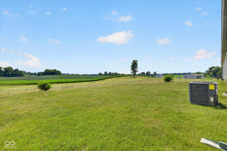 Listing Image 41