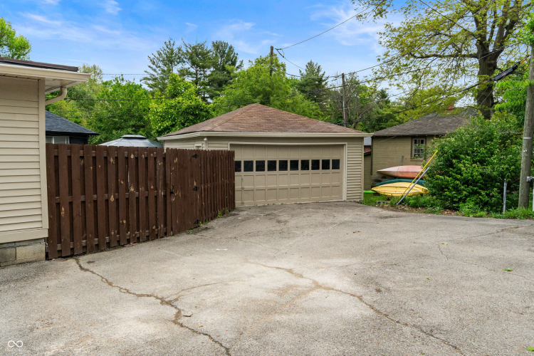 Listing Image 26