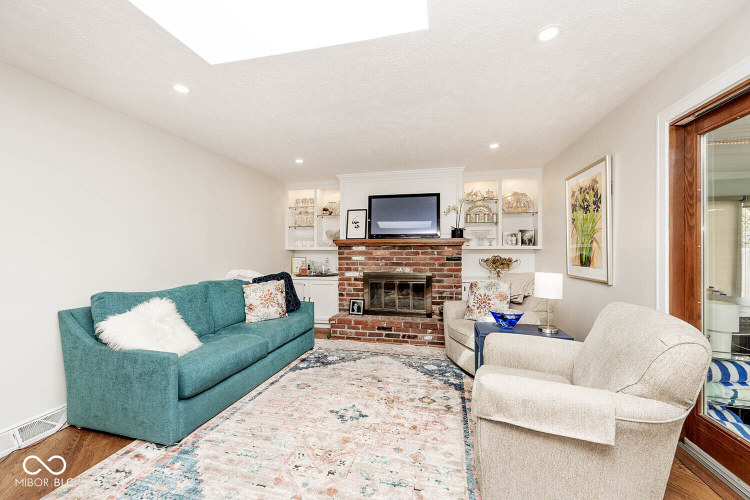 Listing Image 23