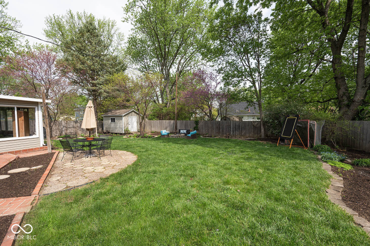 Listing Image 7