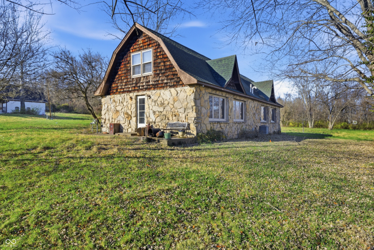 Listing Image 30