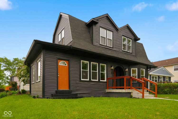 Listing Image 5