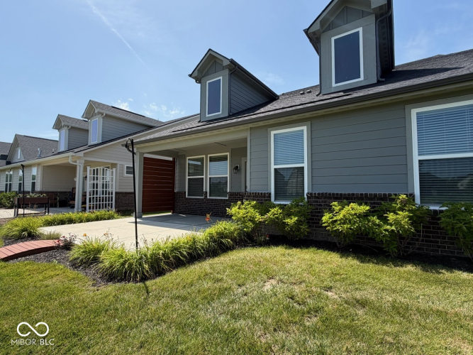 Listing Image 54