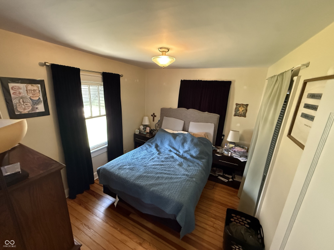 Listing Image 17