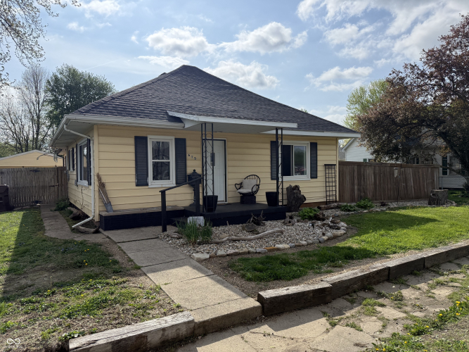 Listing Image 3